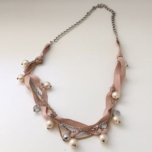 🦅 AEO - Ribbons and Pearls - Necklace